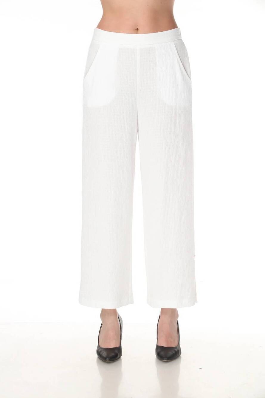 NEW JOSEPH RIBKOFF textured side slit wide leg pants in off-white